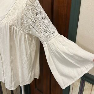 Cozy Casual White Flutter Sleeve Blouse - Size S